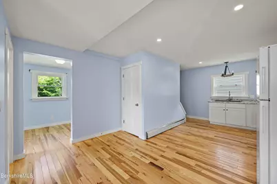 16 South Atlantic Ave, Pittsfield, MA 01201 - Photo 7