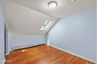 16 South Atlantic Ave, Pittsfield, MA 01201 - Photo 19