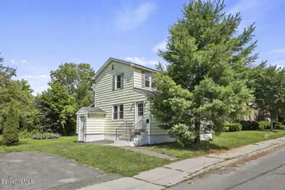 16 South Atlantic Ave, Pittsfield, MA 01201 - Photo 1