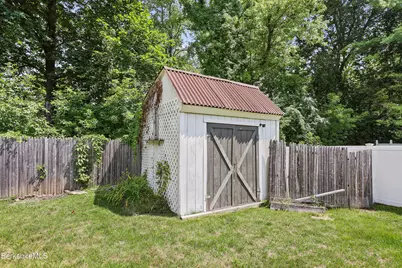 8 Velma Ave, Pittsfield, MA 01201 - Photo 39