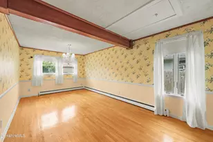 8 Velma Ave, Pittsfield, MA 01201 - Photo 13