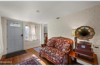 84 Williams St, Pittsfield, MA 01201 - Photo 5