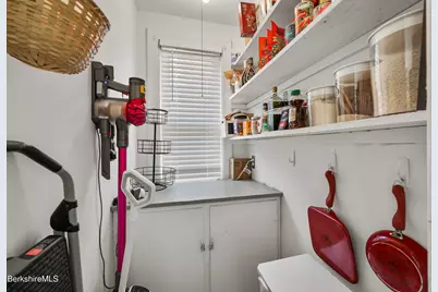 84 Williams St, Pittsfield, MA 01201 - Photo 21