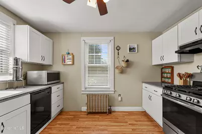 84 Williams St, Pittsfield, MA 01201 - Photo 17