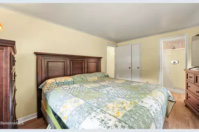247 Park St, Great Barrington, MA 01230 - Photo 21