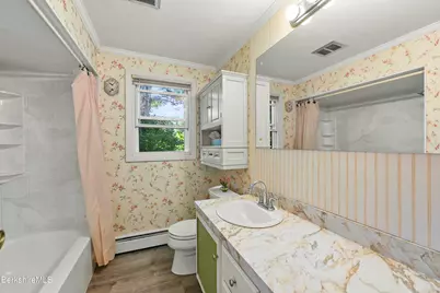 247 Park St, Great Barrington, MA 01230 - Photo 23
