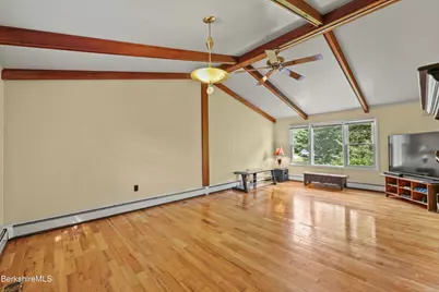247 Park St, Great Barrington, MA 01230 - Photo 15
