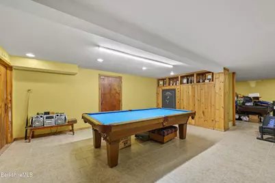 247 Park St, Great Barrington, MA 01230 - Photo 27