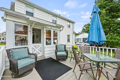 29 Acorn St, Pittsfield, MA 01201 - Photo 25