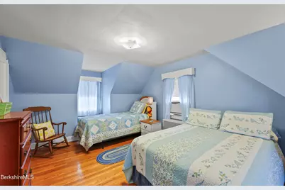 29 Acorn St, Pittsfield, MA 01201 - Photo 21