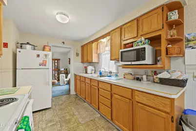 29 Acorn St, Pittsfield, MA 01201 - Photo 15
