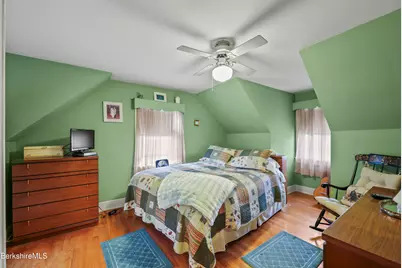 29 Acorn St, Pittsfield, MA 01201 - Photo 19