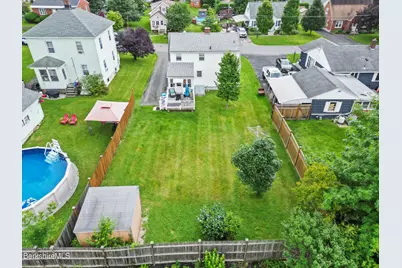 29 Acorn St, Pittsfield, MA 01201 - Photo 33