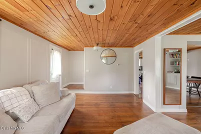 5 Pomeroy St, West Stockbridge, MA 01266 - Photo 21