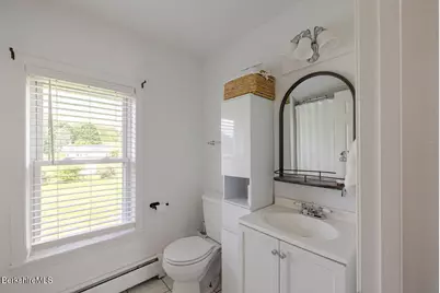 5 Pomeroy St, West Stockbridge, MA 01266 - Photo 27