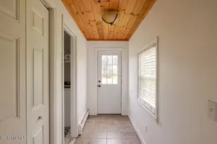 5 Pomeroy St, West Stockbridge, MA 01266 - Photo 13
