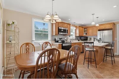 48 Alger St, Adams, MA 01220 - Photo 15