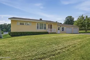 48 Alger St, Adams, MA 01220 - Photo 3