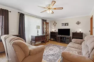 48 Alger St, Adams, MA 01220 - Photo 19