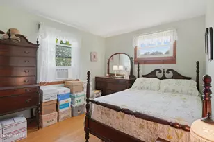 48 Alger St, Adams, MA 01220 - Photo 23