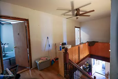 43 Lincoln St, Greenfield, MA 01301 - Photo 13