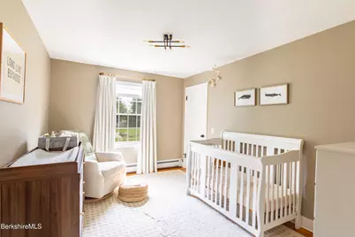 94 Tor Ct, Pittsfield, MA 01201 - Photo 17