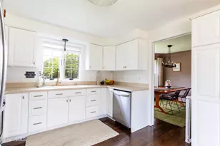 94 Tor Ct, Pittsfield, MA 01201 - Photo 5