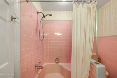 19 Kemble St, Lenox, MA 01240 - Photo 29