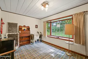 19 Kemble St, Lenox, MA 01240 - Photo 17