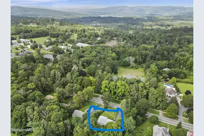 19 Kemble St, Lenox, MA 01240 - Photo 35