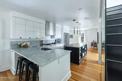 41 Tucker St, Lenox, MA 01240 - Photo 23