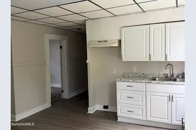 42-44 John St, Pittsfield, MA 01201 - Photo 3