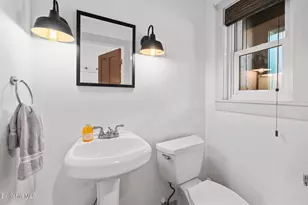 1341 Green River Rd, Williamstown, MA 01267 - Photo 13