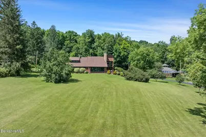1341 Green River Rd, Williamstown, MA 01267 - Photo 3
