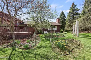 10 Lori Ct, Pittsfield, MA 01201 - Photo 47