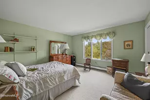 10 Lori Ct, Pittsfield, MA 01201 - Photo 29