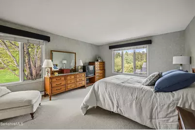 10 Lori Ct, Pittsfield, MA 01201 - Photo 27