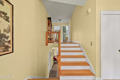 10 Lori Ct, Pittsfield, MA 01201 - Photo 23