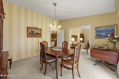 10 Lori Ct, Pittsfield, MA 01201 - Photo 15