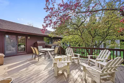10 Lori Ct, Pittsfield, MA 01201 - Photo 41