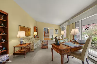 10 Lori Ct, Pittsfield, MA 01201 - Photo 15