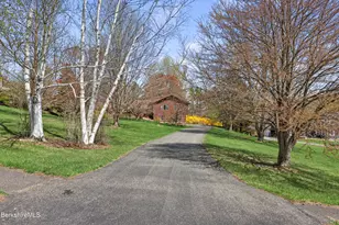 10 Lori Ct, Pittsfield, MA 01201 - Photo 59