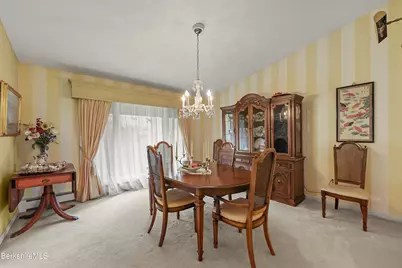 10 Lori Ct, Pittsfield, MA 01201 - Photo 17