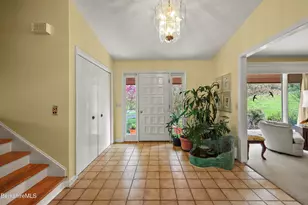 10 Lori Ct, Pittsfield, MA 01201 - Photo 11