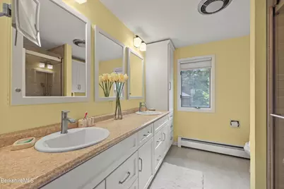 10 Lori Ct, Pittsfield, MA 01201 - Photo 29