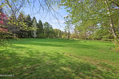 10 Lori Ct, Pittsfield, MA 01201 - Photo 53