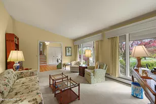 10 Lori Ct, Pittsfield, MA 01201 - Photo 11
