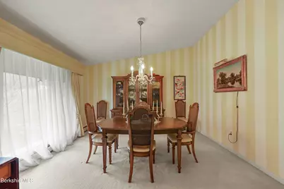 10 Lori Ct, Pittsfield, MA 01201 - Photo 13