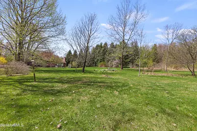 10 Lori Ct, Pittsfield, MA 01201 - Photo 51