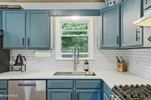 125 Middlefield Rd, Peru, MA 01235 - Photo 13